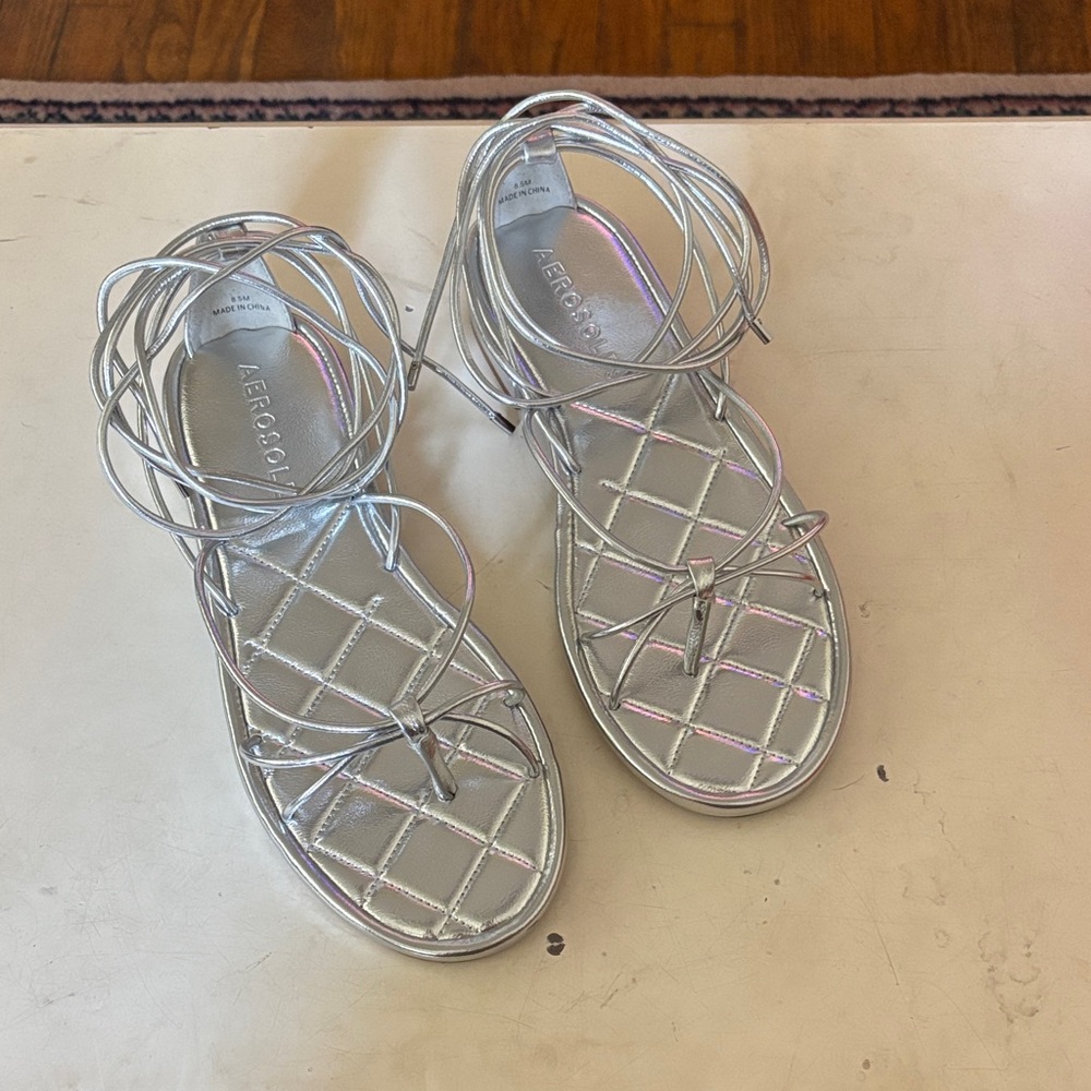 AEROSOLES Women's Silver Strappy Sandals